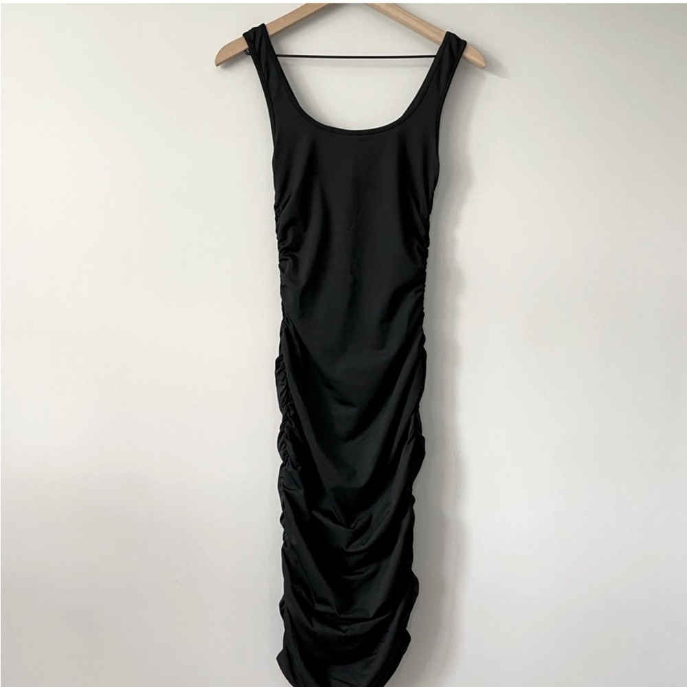 Sbetro black rushed bodycon dress Small